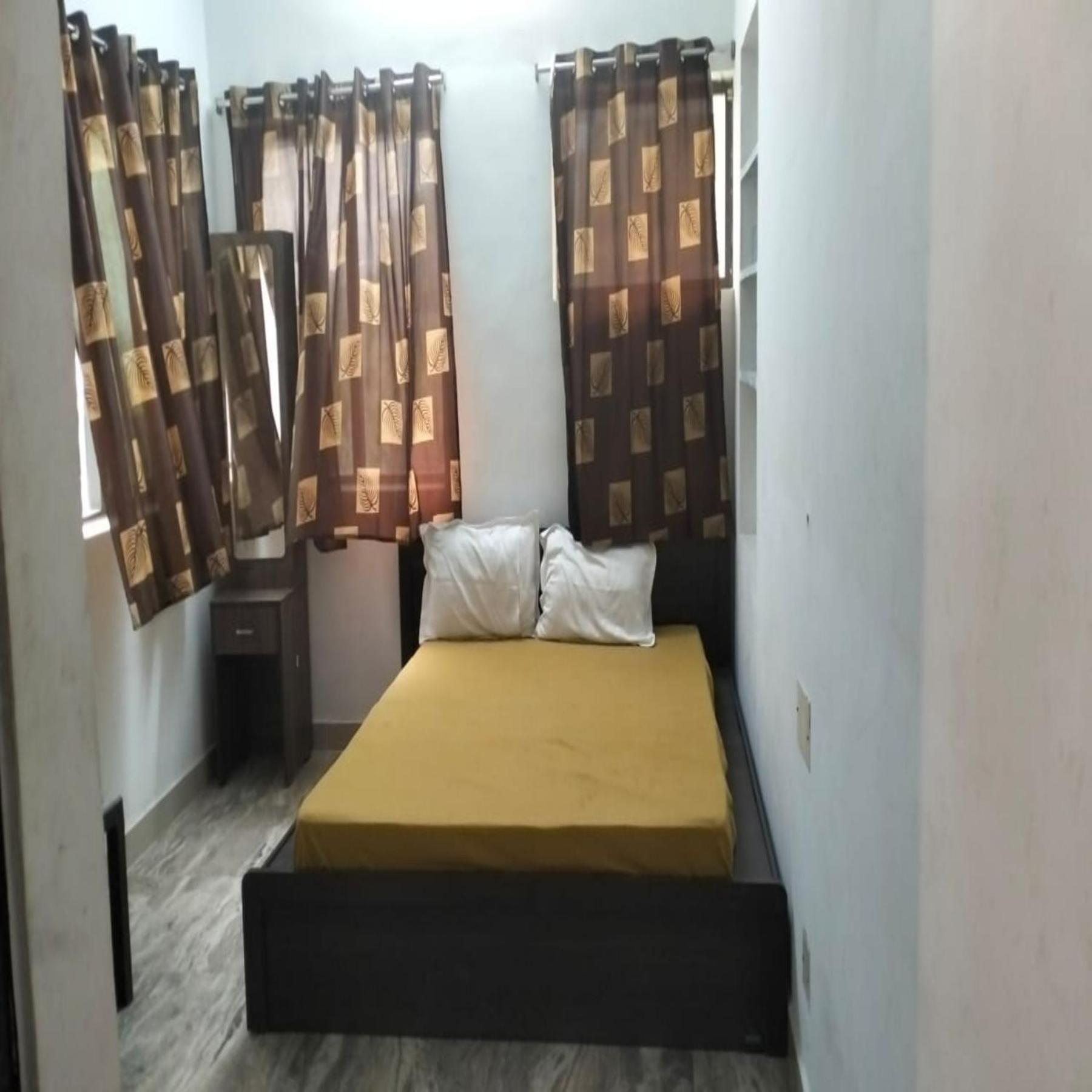 Queen D Tower - By Grands Inn Hospitality Tallakulam Экстерьер фото