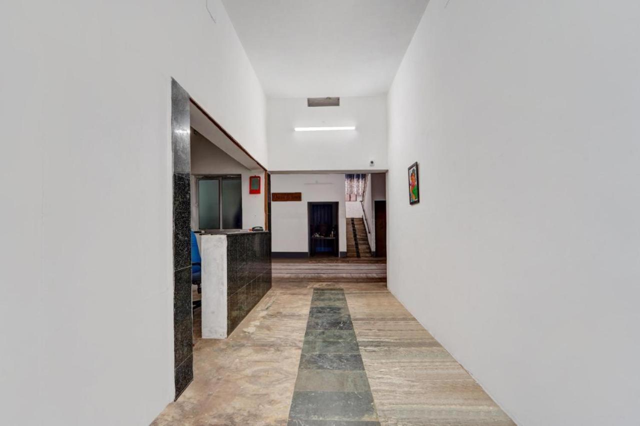Queen D Tower - By Grands Inn Hospitality Tallakulam Экстерьер фото